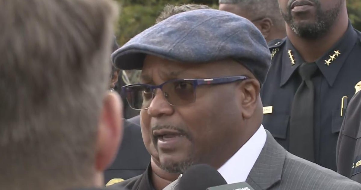 Detroit police provide update in shooting that injured two police ...