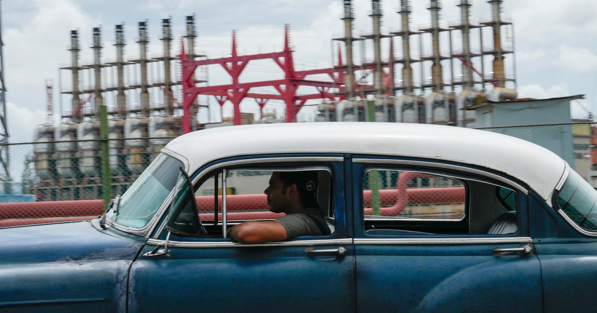 Cuba’s electrical grid collapse frustrates residents Cuba’s electrical grid collapse frustrates residents