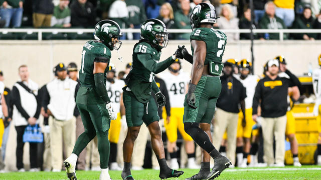 COLLEGE FOOTBALL: OCT 19 Iowa at Michigan State 