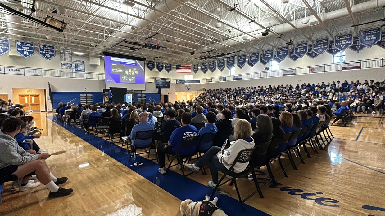 Michigan pilot program simulator teaches students about dangers of