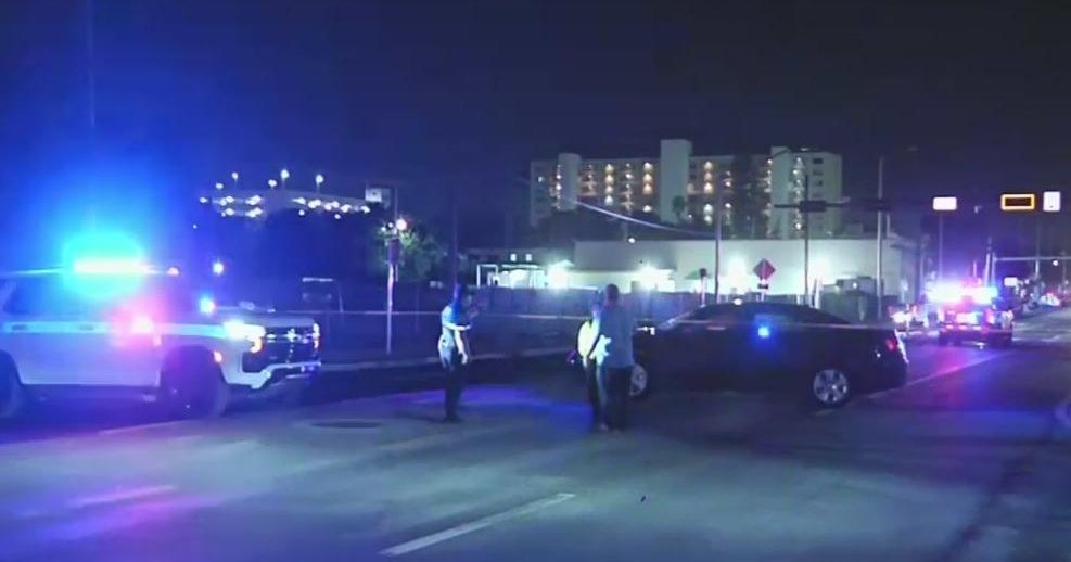 Miami police searching for hit and run driver who killed a man early Thursday morning Miami police searching for hit and run driver who killed a man early Thursday morning