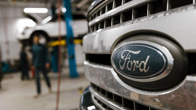 Ford Ahead Of Earnings Figures 