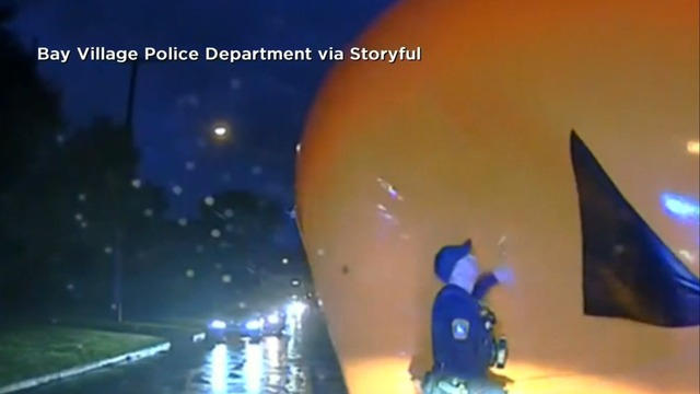 cbsn-fusion-ohio-officer-eaten-by-inflatable-runaway-pumpkin-thumbnail-3303445-640x360.jpg 