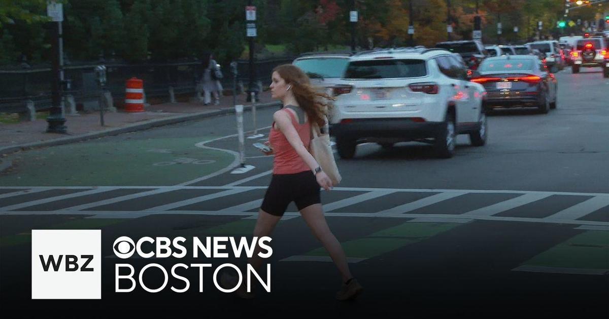 New York has legalized jaywalking. Should Boston do the same?