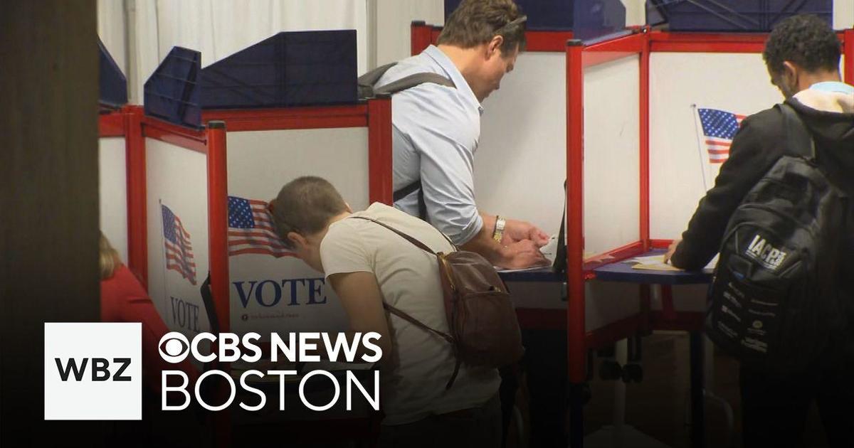 Big crowds on last day of early voting in Massachusetts