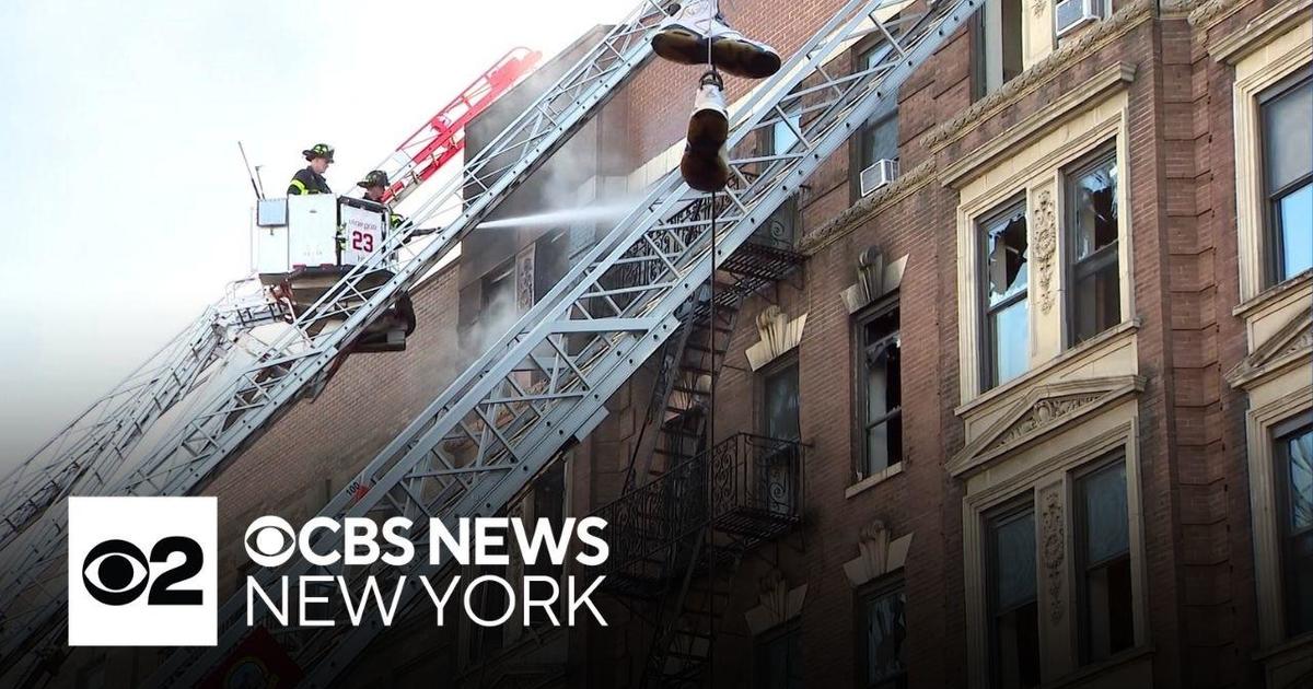 Upper Manhattan Fire Leaves Nearly 100 Displaced - CBS New York