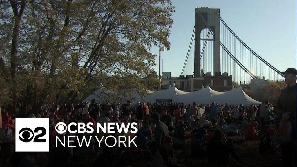 NYC Marathon 2024 first wave takes off from Staten Island