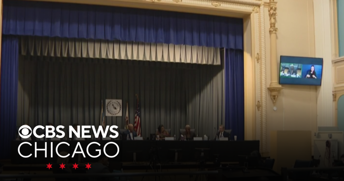 Heated Race Has Emerged For Chicago's First Elected School Board - CBS ...