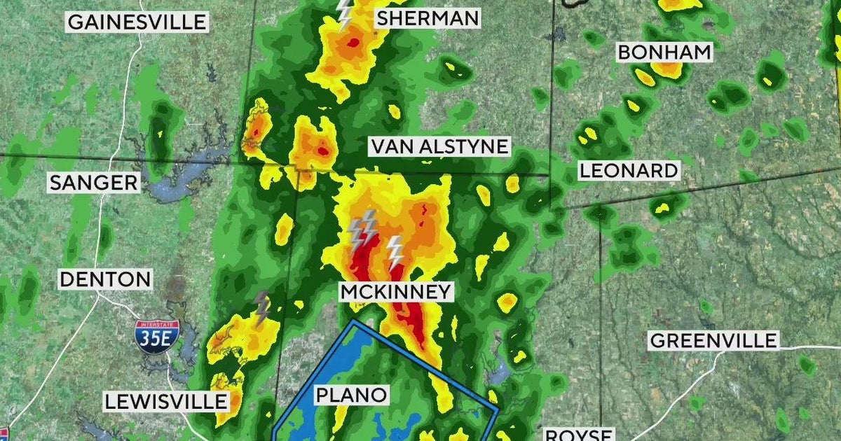 Flood risk continues as cold front approaches North Texas - CBS Texas