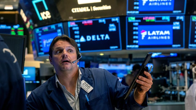NYSE Opens Tuesday Morning After Dow Loses Over 300 To Start Week