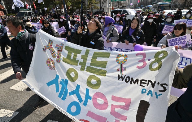 SKOREA-8MARCH-WOMEN