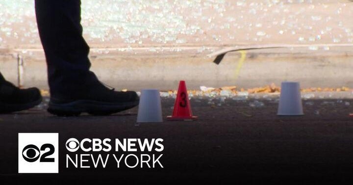 Manhunt continues for gunman in Upper West Side shooting - CBS New York