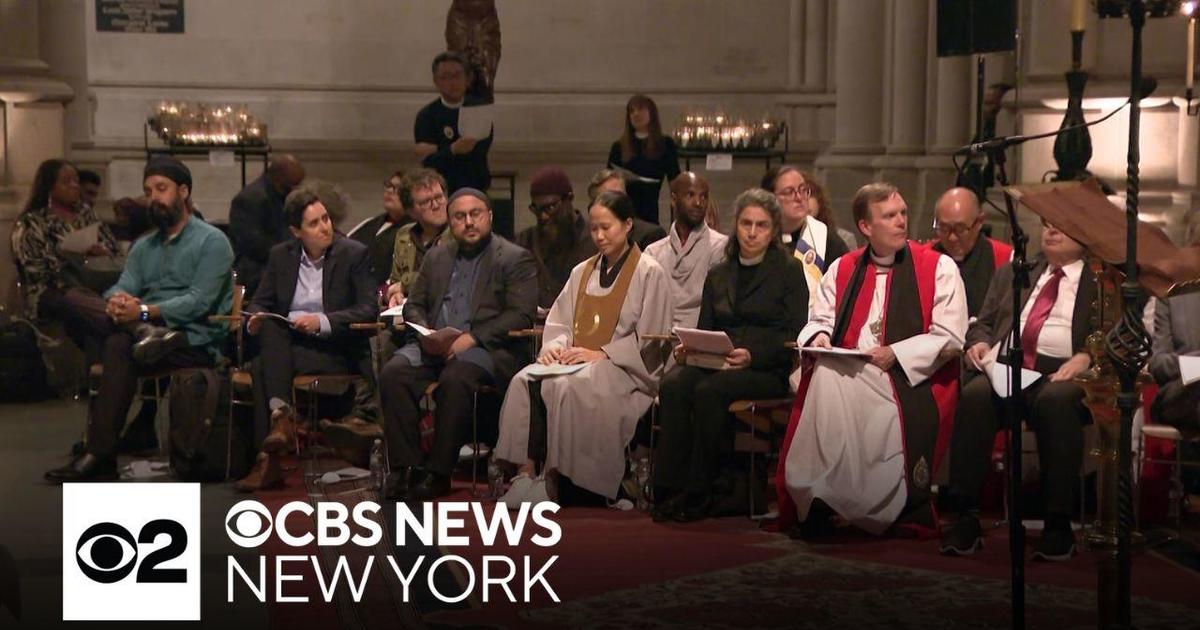 Interfaith prayer service held in New York to bring people together after the election