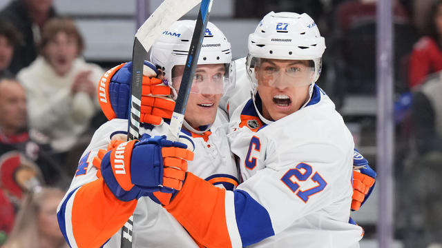 Anders Lee #27 of the New York Islanders celebrates his second period goal against the Ottawa Senators with teammate Bo Horvat #14 at Canadian Tire Centre on November 7, 2024 in Ottawa, Ontario, Canada. 