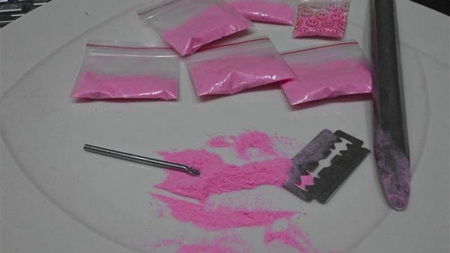 getty-pink-coccaine-1.jpg 