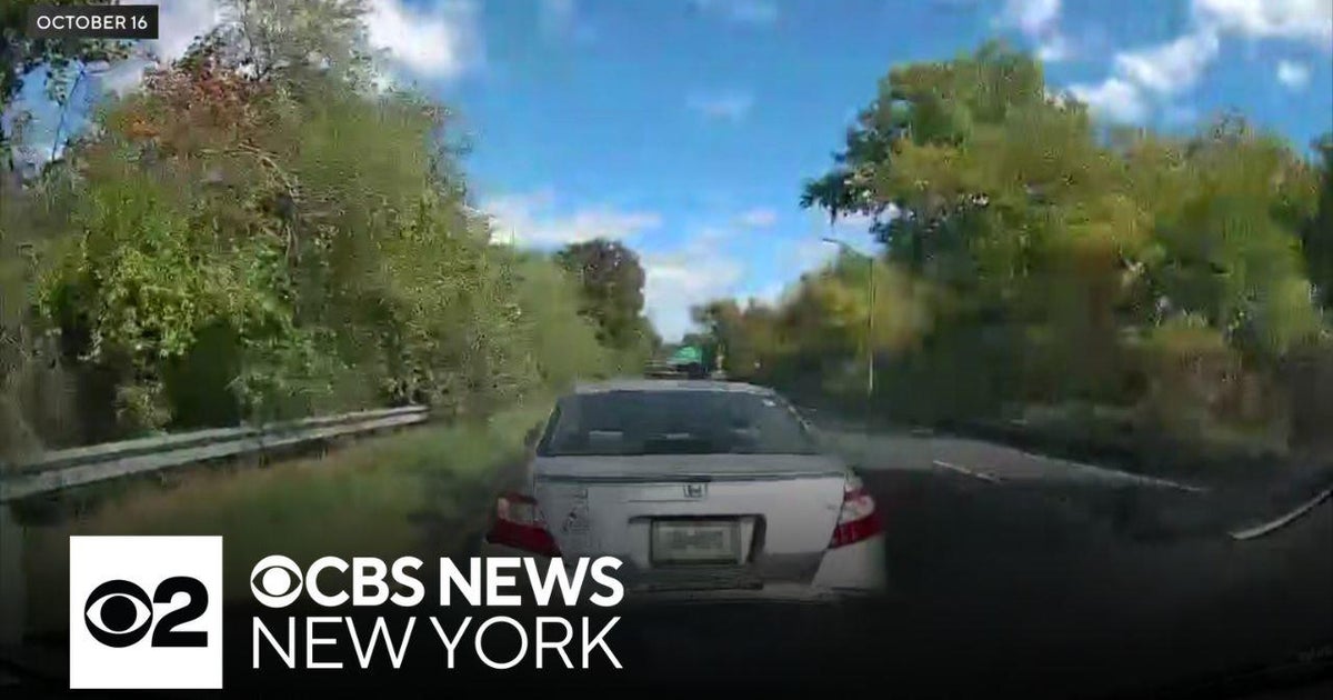 Brooklyn man charged with staging car crash on Belt Parkway - CBS New York