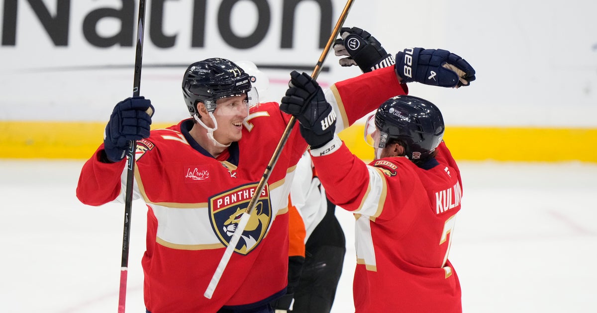 Florida Panthers Edge Flyers in Shootout