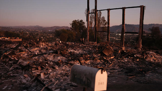 Mountain Fire Forces Evacuations And Threatens Homes In Southern California 