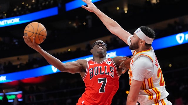 Bulls Hawks Basketball