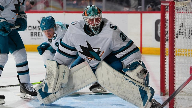 San Jose Sharks v New Jersey Devils 