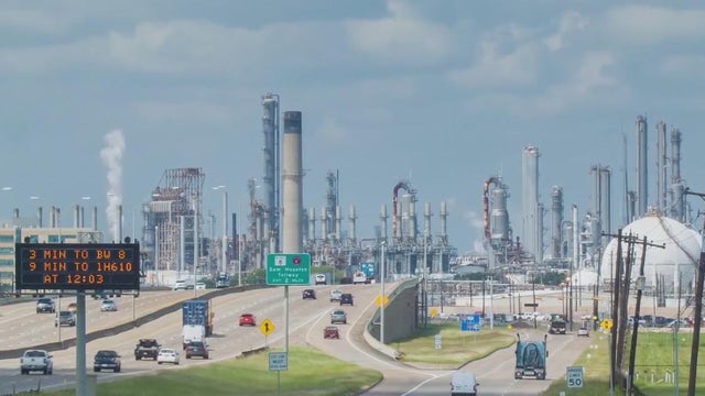 Houston refineries 