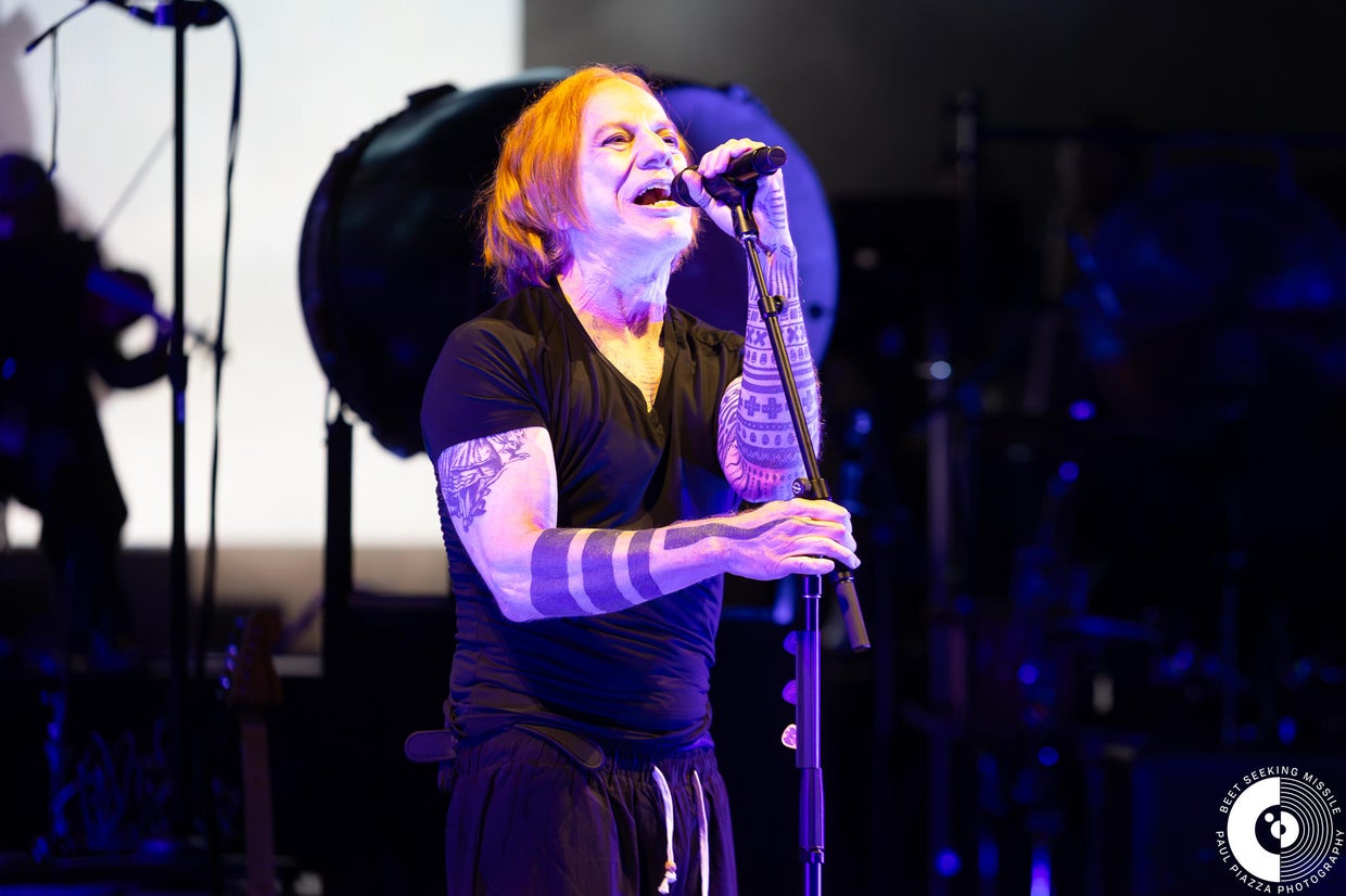 Danny Elfman performs at the Shoreline Amphitheatre 