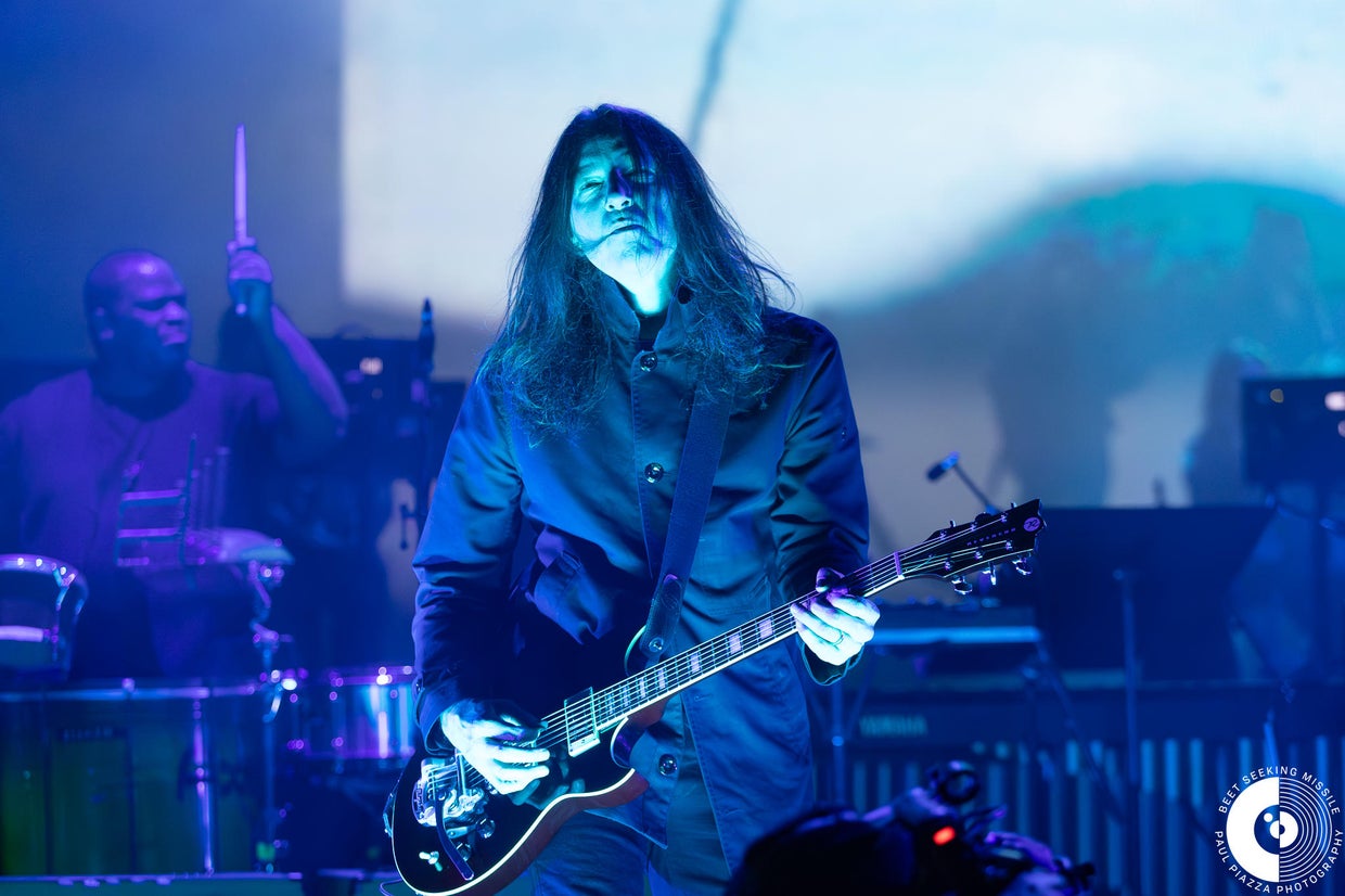 Danny Elfman performs at the Shoreline Amphitheatre