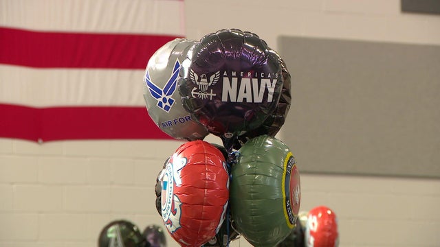 12p-vo-vet-day-ceremony-wcco6h9e-00-00-2000.jpg 