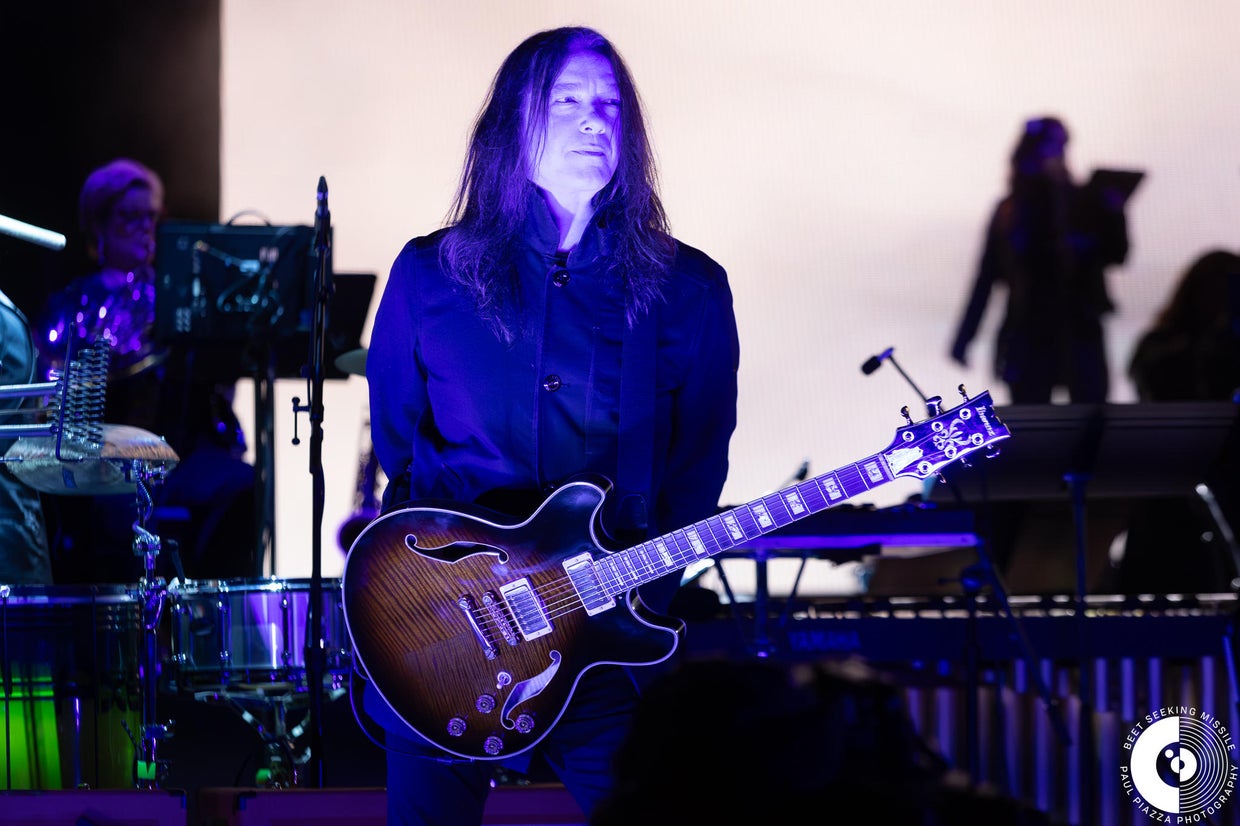 Danny Elfman performs at the Shoreline Amphitheatre
