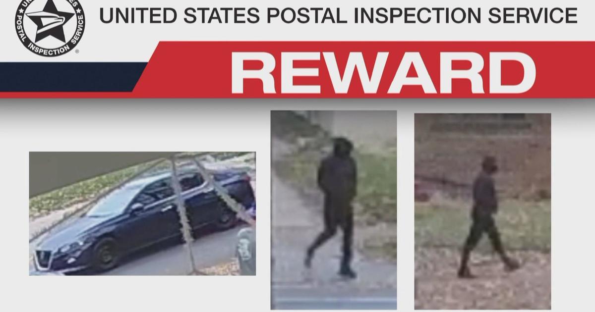 Four U.S. Postal Service mail carriers robbed in Denver and Aurora