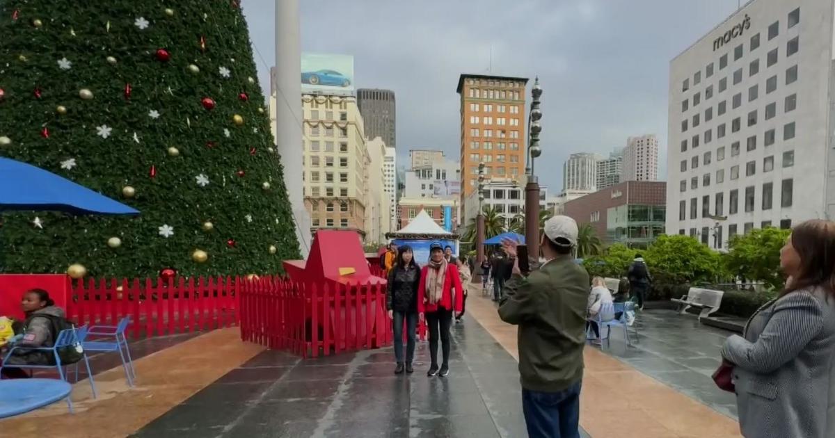 Holiday shopping safety remains a concern in San Francisco Union Square