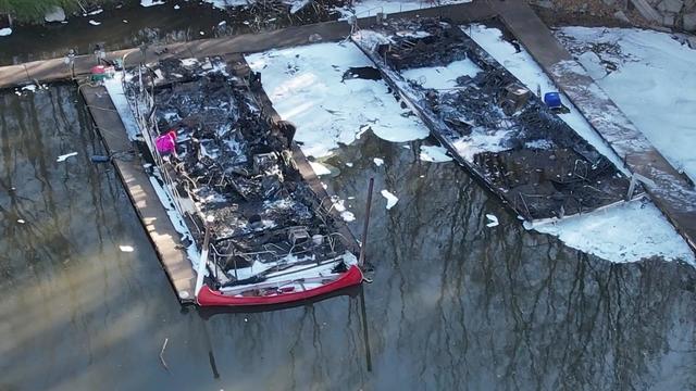 fri-raw-houseboat-fire-drone-thurston-102524.jpg 