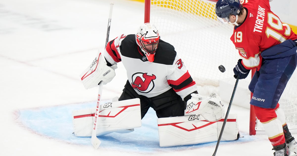 Devils top Panthers 6-2 to finish sweep of Cup champs Devils top Panthers 6-2 to finish sweep of Cup champs