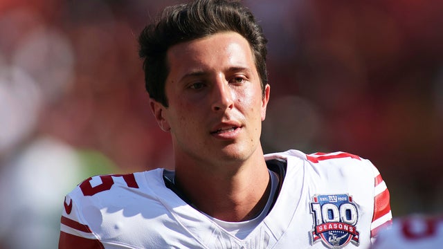 Giants-Jones Benched Football