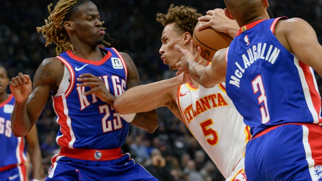 Hawks Kings Basketball