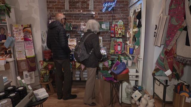 story-1-small-shop-sale-wcco6j3p.jpg 