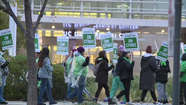 mw-uc-healthcare-strike-7am-liveshot-nov20-1.jpg 