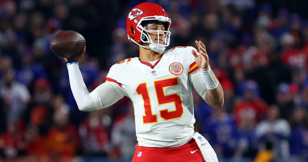 Dallas Cowboys fans in Patrick Mahomes' Texas hometown make exception for star QB