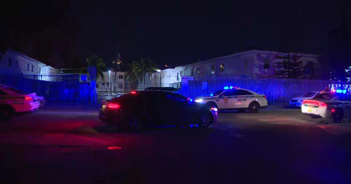 Police investigate triple shooting in Northwest Miami-Dade