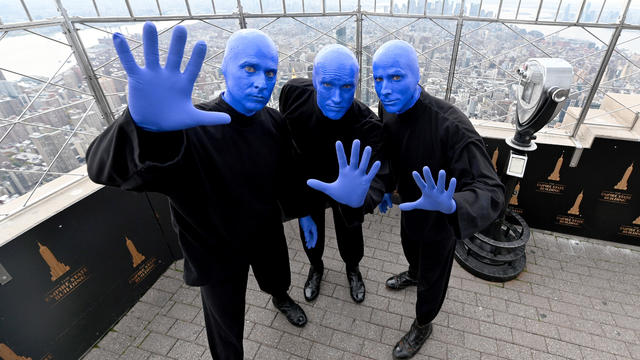 Blue Man Group Celebrates Their 30th Anniversary at the Empire State Building 