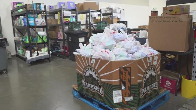 elk-grove-food-bank.jpg 