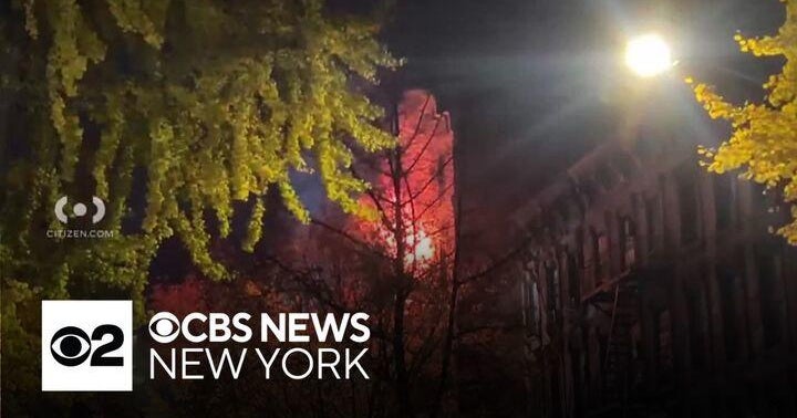 FDNY battling 3-alarm apartment building fire on Upper East Side - CBS ...