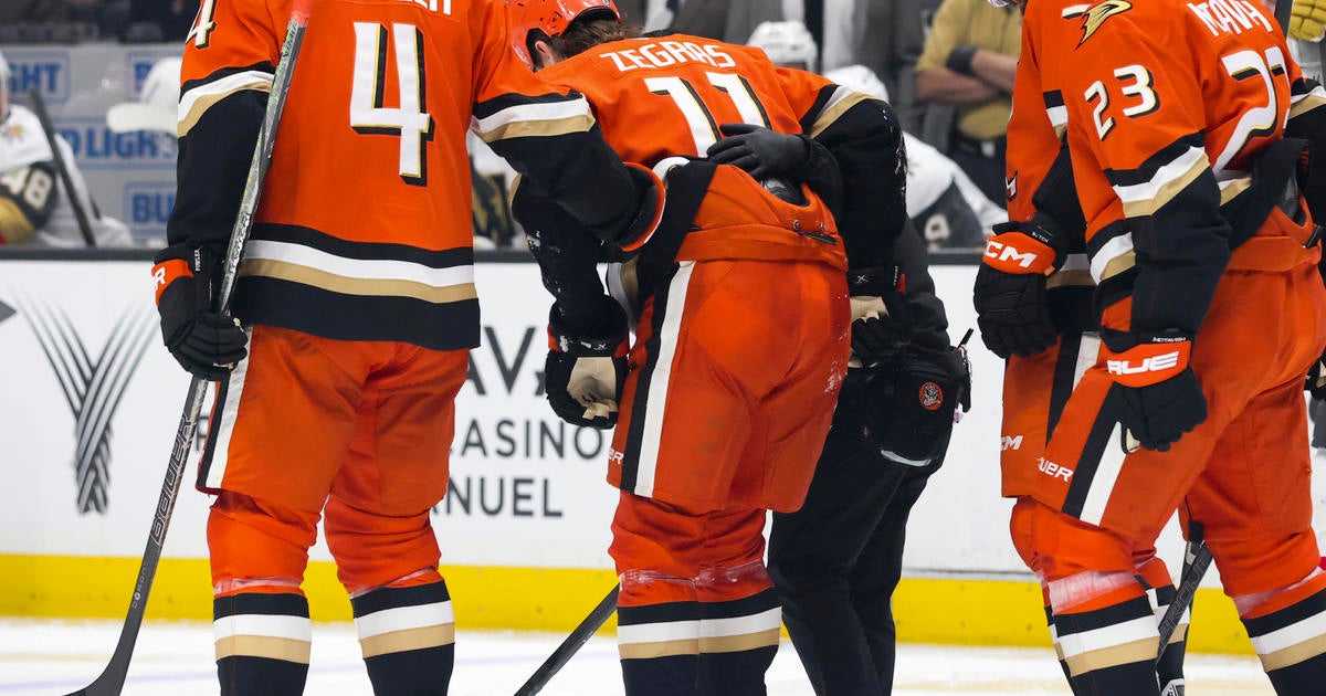 Ducks F Trevor Zegras leaves game abruptly, ruled out with lower-body injury