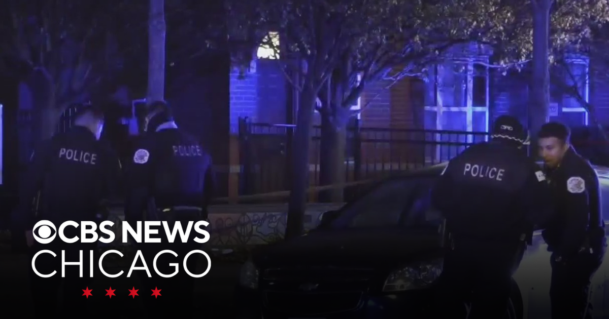 Teen critically hurt in drive-by shooting on Near West Side - CBS Chicago