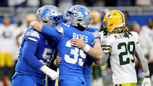 Green Bay Packers v Detroit Lions 