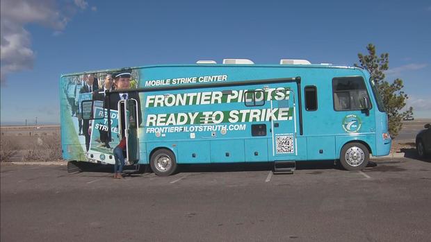 mobile-strike-center.jpg 