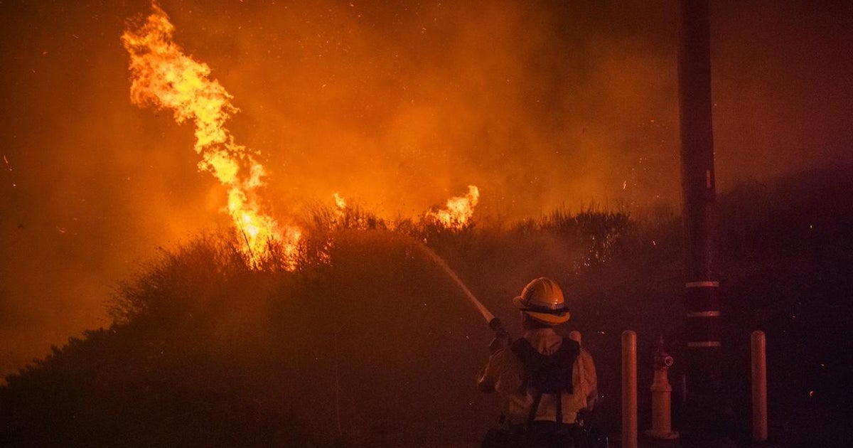 California's Franklin Fire burning in Malibu captured in videos