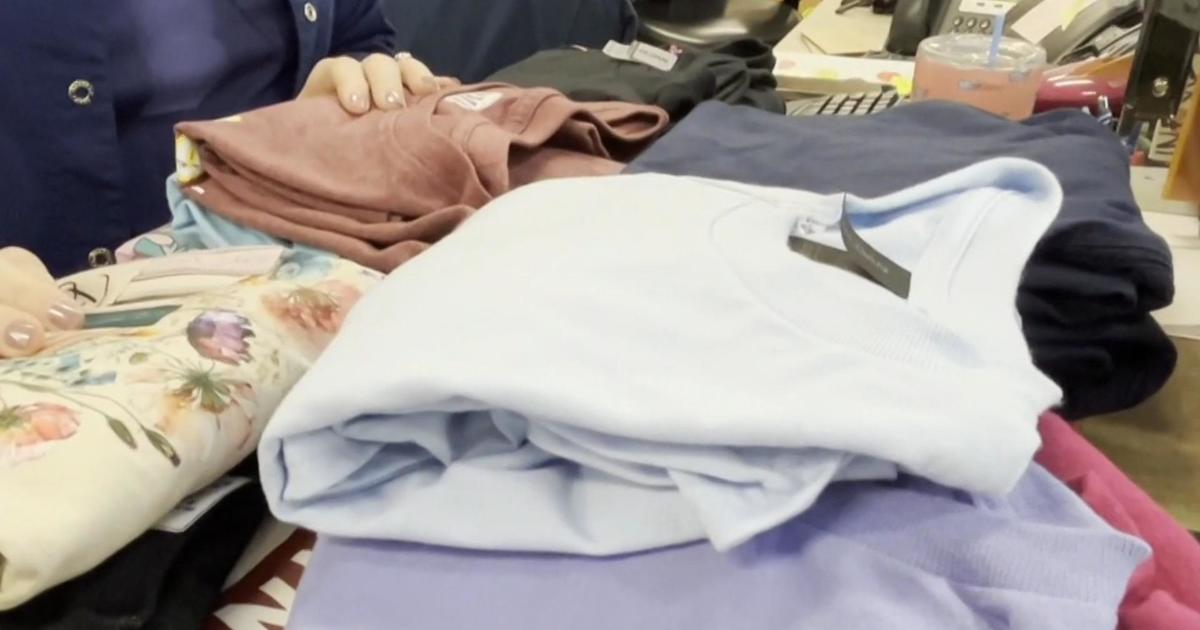 Nurse makes pricey medical shirts for patients for free