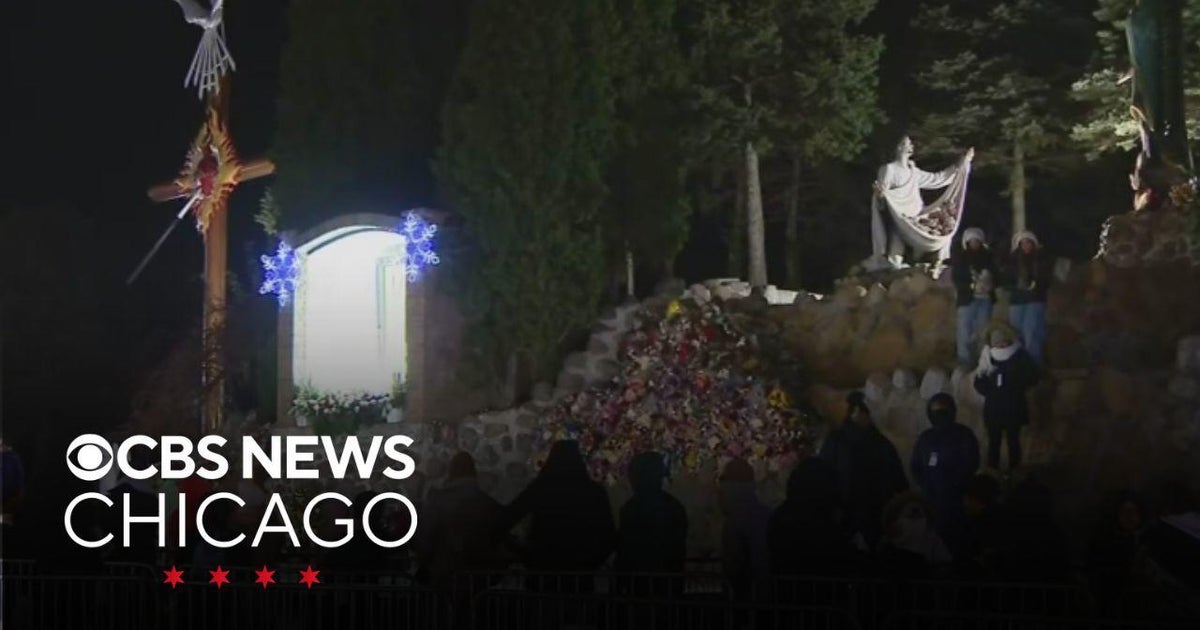 Crowd faithful visits shrine for Our Lady of Guadalupe Feast Day - CBS ...