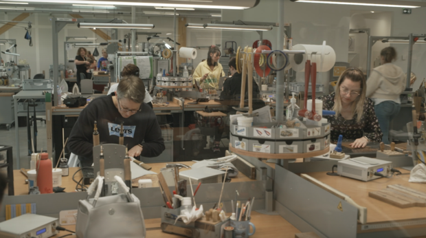 Hermès artisans at work 